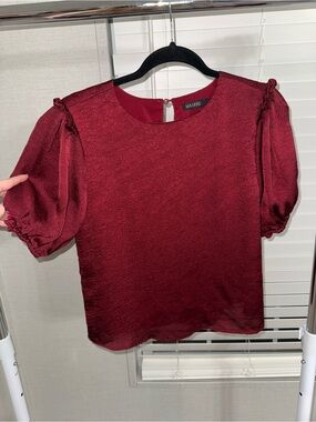 Mikarose Wine Puff-Sleeve Textured Blouse